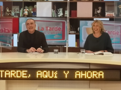 Marina Bernal pasó por el programa de Juan y Medio en Canal Sur TV para hablar de Soy Raphaelista 