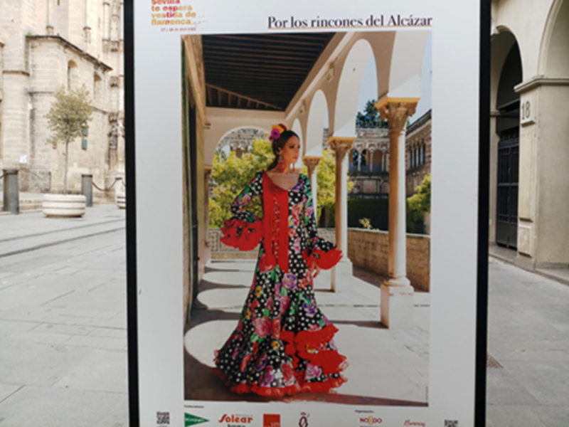 Afiche de flamenco en la plaza del Alcázar, Sevilla.