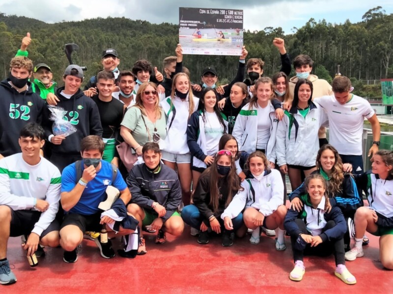 Ganadores del Campeonato de España de Natación Sub 16, celebrado en el Estadio Olímpico de la Federación de Natación de Galicia, en A Coruña.