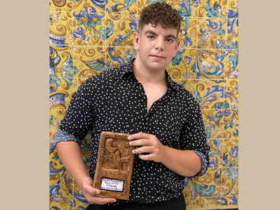 El gaditano Samuel Romo gana el concurso talento flamenco de cante ‘Naranjito de Triana’ 2021.