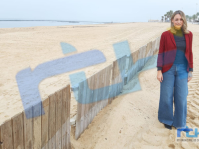 La Delegación de Playas instala retenedores en el litoral de Chipiona para evitar la pérdida masiva de arena durante invierno y primavera