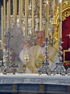 La Antigua Hermandad de la Vera-cruz Ilipense presenta su Solemne Quinario.