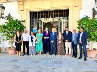 Ruiz Boix visita Chipiona y cifra en más de seis millones de euros la inversión destinada por Diputación a este municipio desde 2019