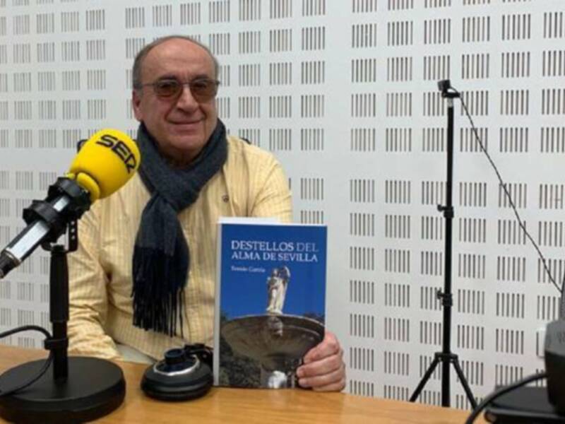 Entrevista en radio con el autor de 'Destellos del Alma de Sevilla', Tomás García.
