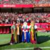 Delegada de Limpieza Pública y Educación del Ayuntamiento de Sevilla, Marisa Gómez, junto a los Reyes Magos del Distrito Sur