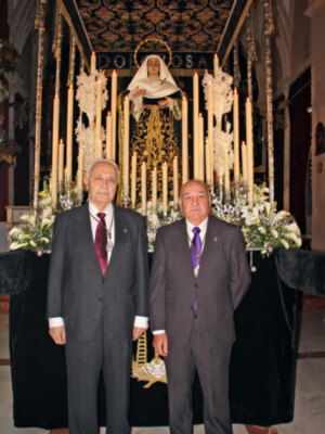 Procesión distinta de la Bajada de la Virgen de los Dolores de Alcalá del Río