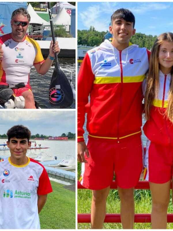A dos jóvenes deportistas, posiblemente atletas de canoa o piragüismo, con uniformes deportivos coloridos. El fondo muestra un paisaje acuático con embarcaciones y una carpa de publicidad.