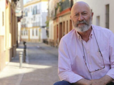 'Pasodoble', una caricatura sobre Chipiona, de José Antonio Ramírez Lozano se presenta eta este jueves en el Castillo de