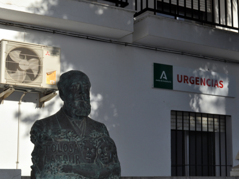 Bustos de Antonio de Torres y Antonio de la Torre en la Junta de Andalucía, Sevilla.