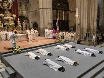 Cuatro nuevos sacerdotes y otros tantos diáconos para la Iglesia de Sevilla