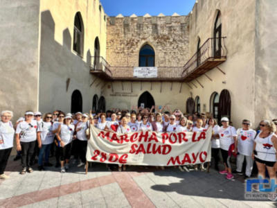 Chipiona conmemora el 28 de mayo, Día Internacional de la Salud de las Mujeres, con una marcha y un taller de pilates en la playa de Regla