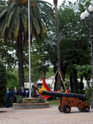 Acto de izado de Bandera en Capitanía General con motivo del X aniversario de la proclamación de Felipe VI como Rey.