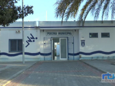 La piscina municipal de Chipiona retomará su actividad el día 16 tras la parada técnica anual para la puesta a punto de la instalación   