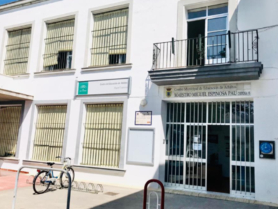 El Centro de Educación de Adultos de Chipiona abre un nuevo plazo de matriculación para el nuevo curso en los grupos con plazas libres 