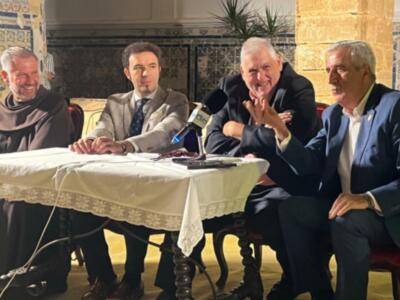 Interesante y multitudinaria Presentación de los libros "Conde de Regla" de Pablo Borrallo y “Regla de Chipiona” de Miguel Gallardo