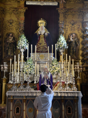 La Hermandad de Jesús el Nazareno honra a su Titular Mariana en Adviento en Alcalá del Río 