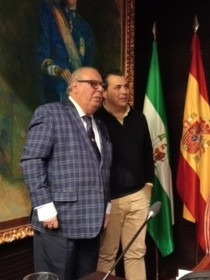 Triana Vive su Fe: Éxito en la Presentación del Ciclo Cofrade