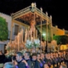  La Virgen de la Soledad protagoniza la procesión de la “bajada” en vísperas de Semana Santa en Alcalá del Río