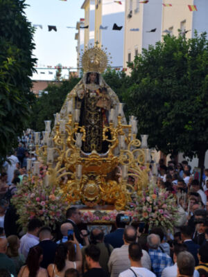  La Huerta del Carmen vivió su gran cita carmelitana el 12 de julio