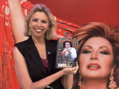 El 26 de agosto tendrá lugar en Chipiona la presentación nacional del libro de Marina Bernal ‘Rocío, 20 años contigo’
