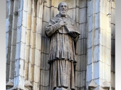  "San Francisco de Sales, Patrono de los Periodistas y Escritores, y Su Legado Vive en la Catedral de Sevilla"