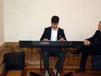 La XIV Exaltación de la Semana Santa eleva el espíritu cofrade en la Tertulia  Cofrade el “Costero” en  la Salle Felipe Benito de Sevilla