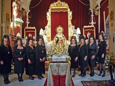 Alcalá del Río se sumerge en el recogimiento ante Nuestra Señora de los Dolores en su Soledad Coronada 