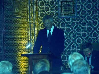 La historiadora Enriqueta Vila Vilar recibe el reconocimiento de Sevilla en un acto de alto nivel académico 