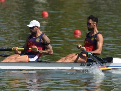 Triple opción de medalla para el remo español en la Copa del Mundo de Sevilla