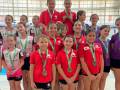 Pleno del Club Natación Sincro Sevilla en el Andaluz absoluto e infantil de verano