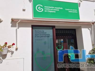 La Asociación Contra el Cáncer de Chipiona impulsa una campaña de concienciación sobre los riesgos del tabaco y el vapeo