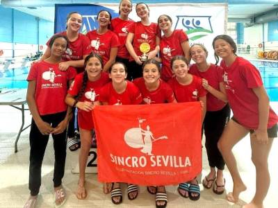 El Club Natación Sincro Sevilla mantiene su hegemonía en el Trofeo FAN