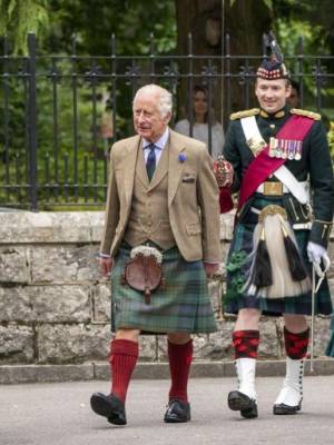 Edimburgo rinde homenaje a sus Fuerzas Armadas en una multitudinaria jornada de reconocimiento ciudadano 