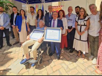 Distinguidos Eduardo Díaz Alcedo y José Antonio Franco Cotán en la celebración del Día de Chipiona