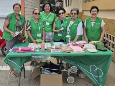Una actividad informa en la playa de Regla para prevenir el cáncer de piel