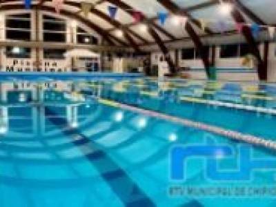 La Delegación de Deportes lanza el programa de Natación Escolar para el curso 2026-2027 en Chipiona