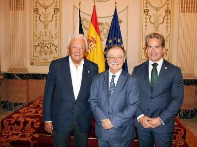 La Cámara de Comercio de Sevilla refuerza sus vínculos con Ceuta con un acto de hermanamiento