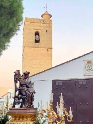 . Alcalá del Río renueva su devoción a San Gregorio de Osset con el traslado de su Patrón a la Parroquia de Santa María de la Asunción 