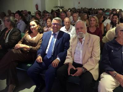 El Ateneo de Triana impulsa un monumento a Marifé de Triana para perpetuar en bronce la memoria de la gran dama de la copla 