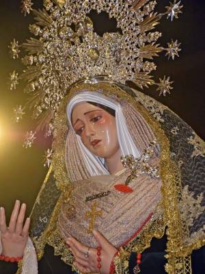  Nuestra Señora del Desconsuelo recorre las calles de la Barriada de los Principe y del Polígono Norte de Sevilla,en una jornada de oración y recogimiento